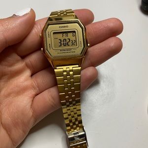 CASIO WATCH